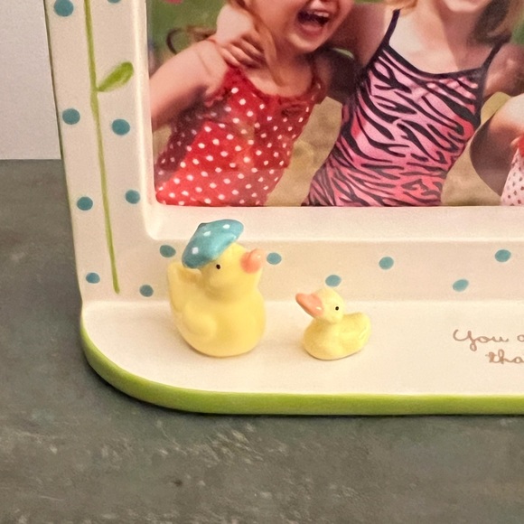 Amscan Picture Frame with Small Duck Figurines NWT - Picture 2 of 8